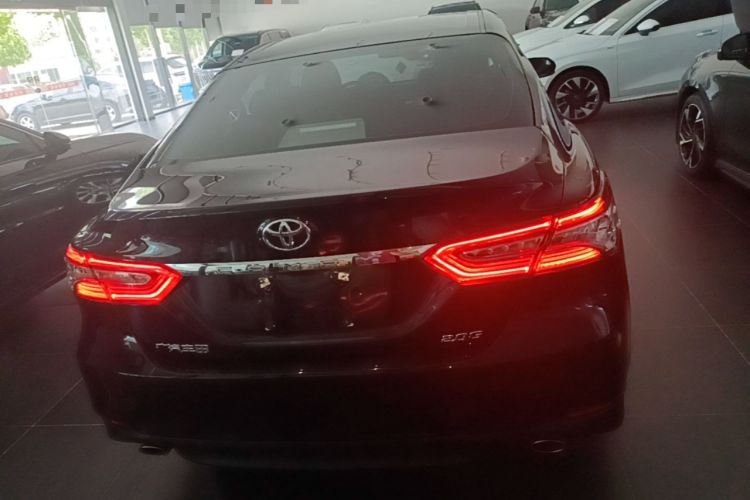 Used Toyota Camry 2019 Revised Version 2.0G Luxury Edition Rear
