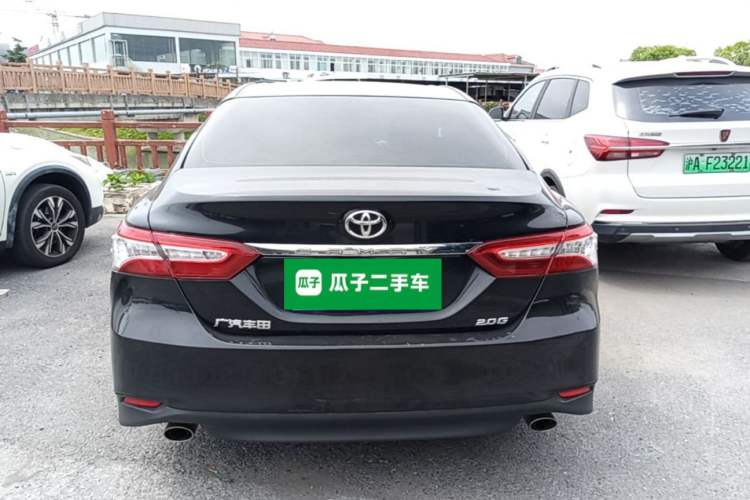 Used Toyota Camry 2019 Revised Version 2.0G Luxury Edition Rear
