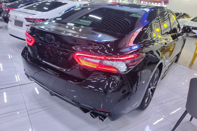 Used Toyota Camry 2019 Revised Version 2.5S Fēngshàng Edition Rear Right 45 Deg