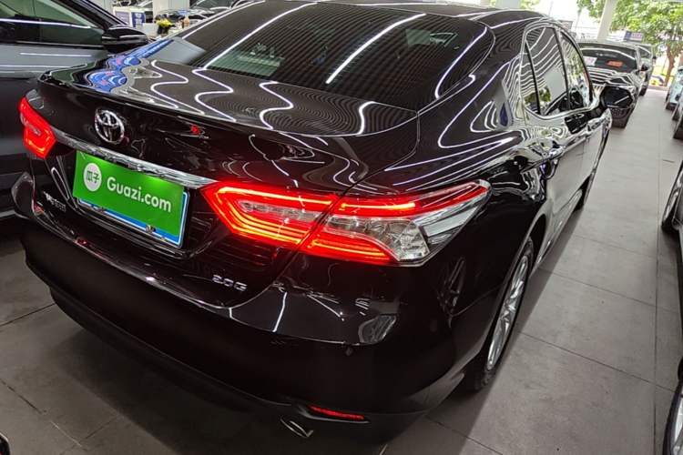 Used Toyota Camry 2019 2.0G Luxury Edition China VI Standard Rear Right 45 Deg