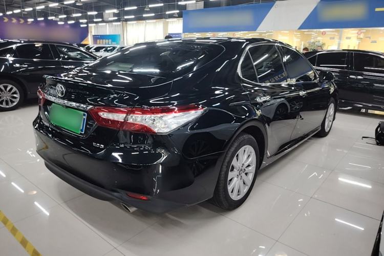 Used Toyota Camry 2019 Revised Version 2.0G Luxury Edition Rear Right 45 Deg