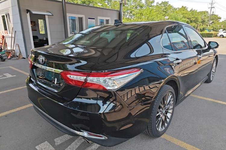 Used Toyota Camry 2019 2.0G Luxury Edition China VI Standard Rear Right 45 Deg