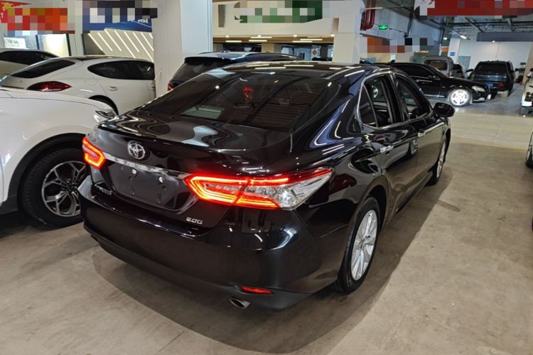 Used Toyota Camry 2019 Revised Version 2.0G Luxury Edition Rear Right 45 Deg
