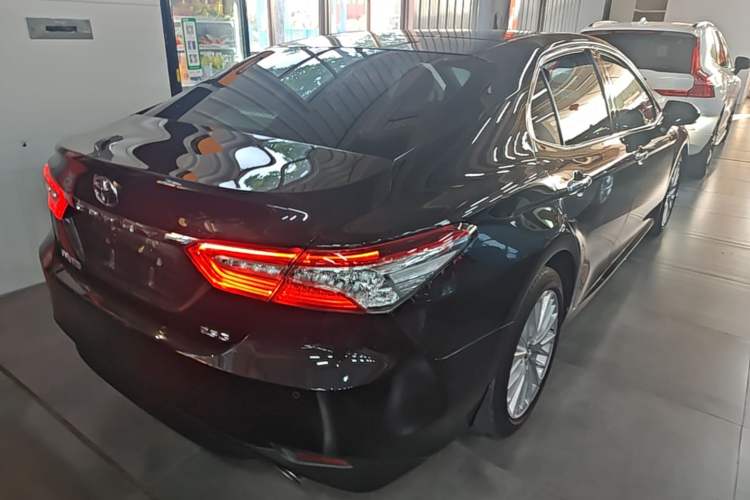 Used Toyota Camry 2019 2.5G Luxury Edition China VI Standard Rear Right 45 Deg