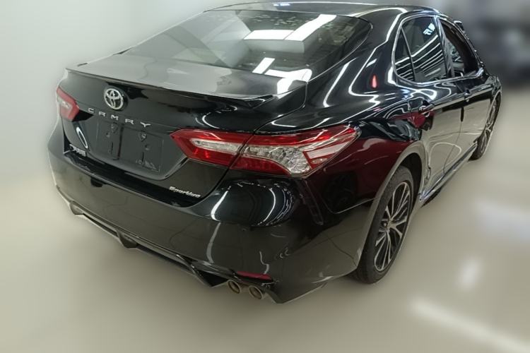 Used Toyota Camry 2019 2.0S FENGSHANG Version China V Standard Rear Right 45 Deg