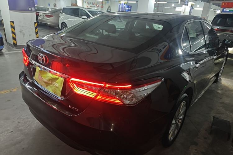 Used Toyota Camry 2019 Revised Version 2.0G Luxury Edition Rear Right 45 Deg