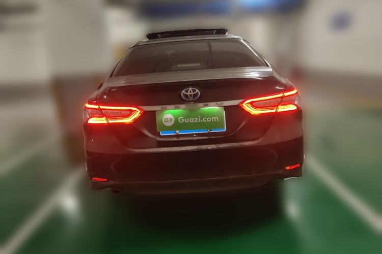 Used Toyota Camry 2019 Revised Version Dual-Engine 2.5 HG Luxury Edition Rear
