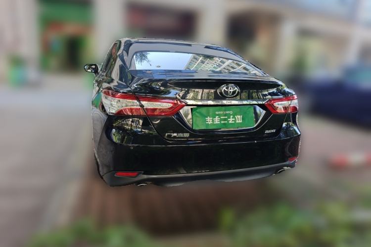 Used Toyota Camry 2019 Revised Version 2.0G Luxury Edition Rear