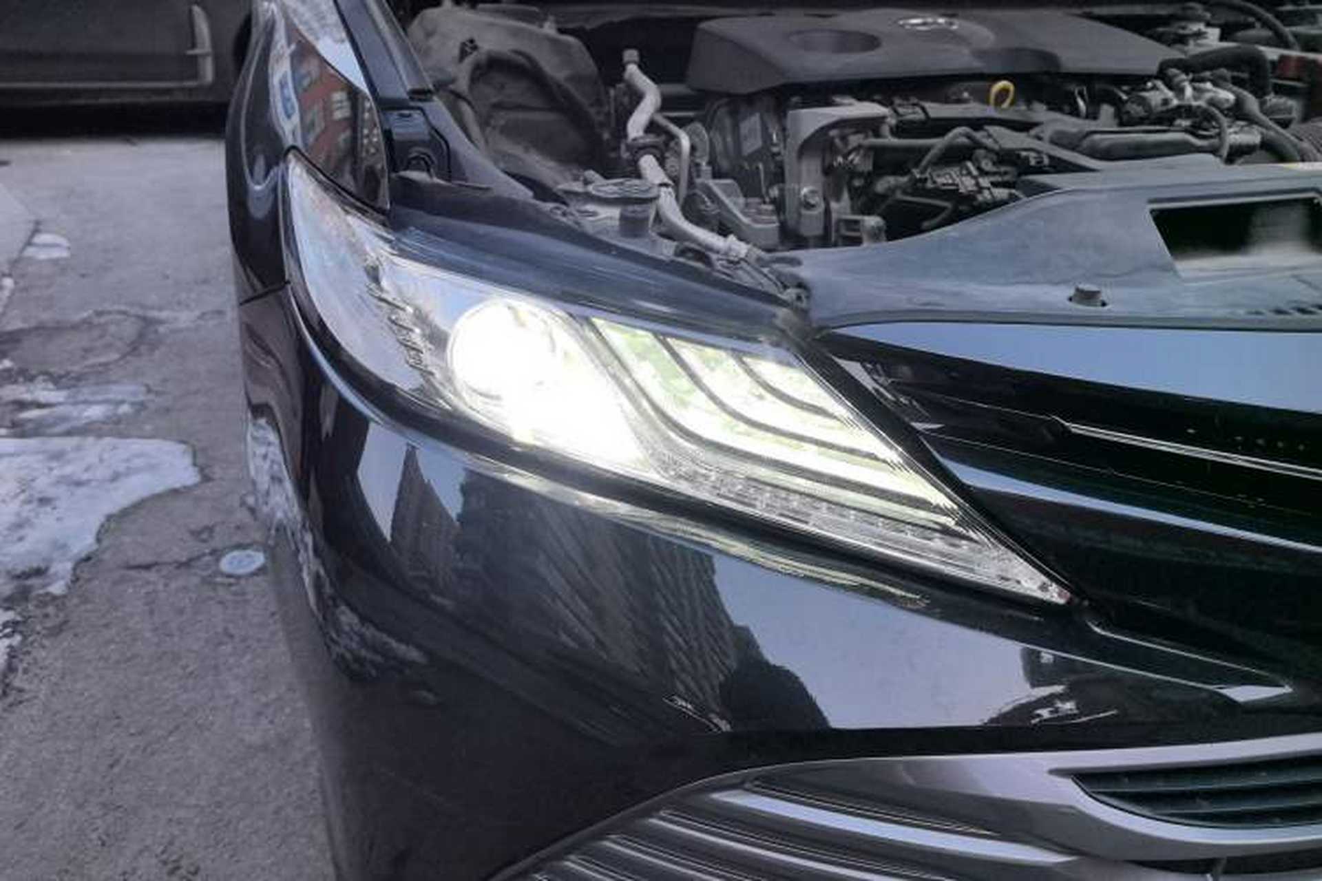Used Toyota Camry 2019 2.0G Luxury Edition China V Standard Right Front Headlight