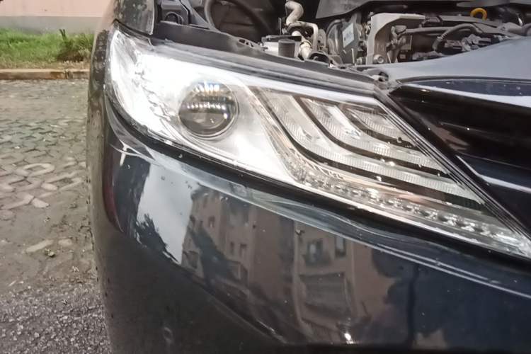 Used Toyota Camry 2019 2.0G Luxury Edition China VI Standard Right Front Headlight