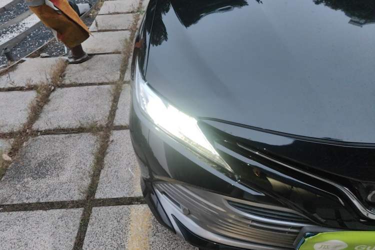 Used Toyota Camry 2019 2.5G Luxury Edition China VI Standard Right Front Headlight