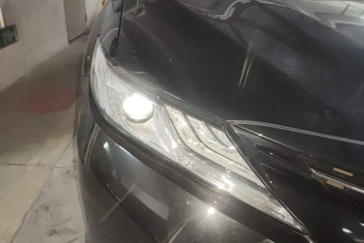 Used Toyota Camry 2019 Revised Version 2.0G Luxury Edition Right Front Headlight