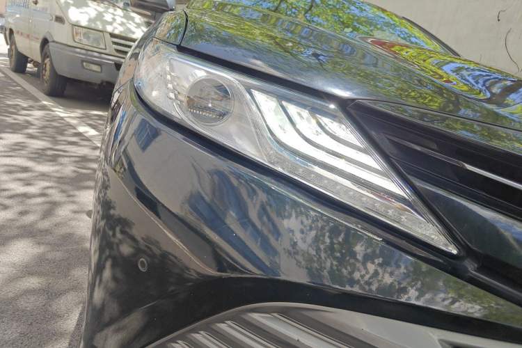 Used Toyota Camry 2019 2.0G Luxury Edition China V Standard Right Front Headlight