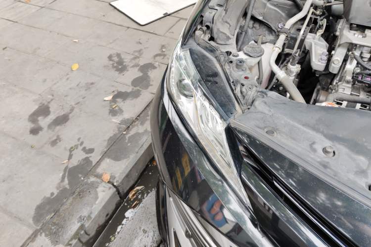 Used Toyota Camry 2019 2.0G Luxury Edition China V Standard Right Front Headlight