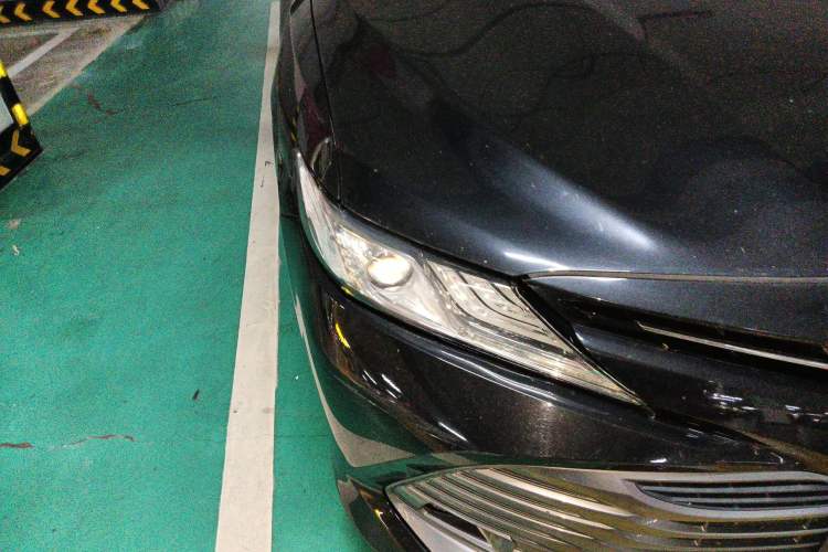 Used Toyota Camry 2019 2.0G Luxury Edition China VI Standard Right Front Headlight