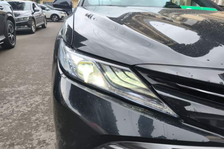 Used Toyota Camry 2019 Revised Version Dual-Engine 2.5 HG Luxury Edition Right Front Headlight