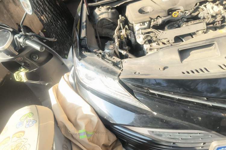 Used Toyota Camry 2019 Revised Version 2.5G Luxury Edition Right Front Headlight