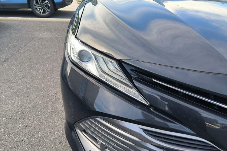 Used Toyota Camry 2019 Revised Version 2.0G Luxury Edition Right Front Headlight