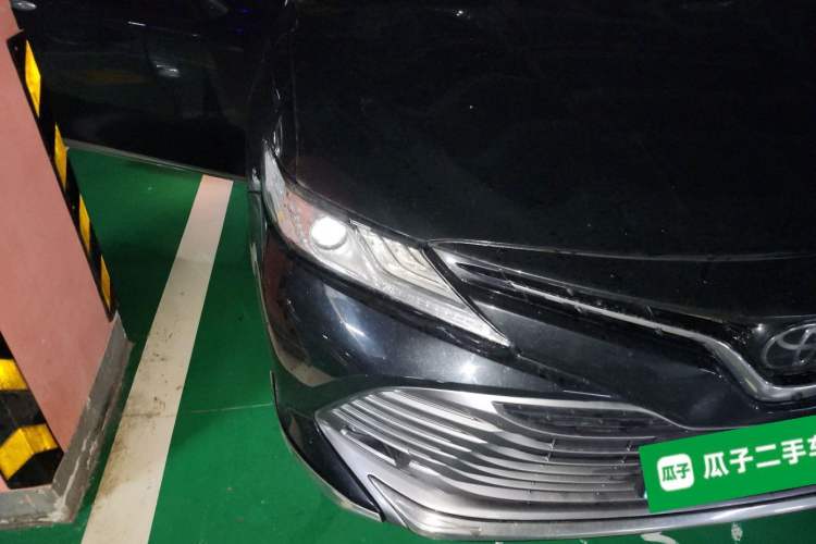 Used Toyota Camry 2019 2.0G Luxury Edition China VI Standard Right Front Headlight