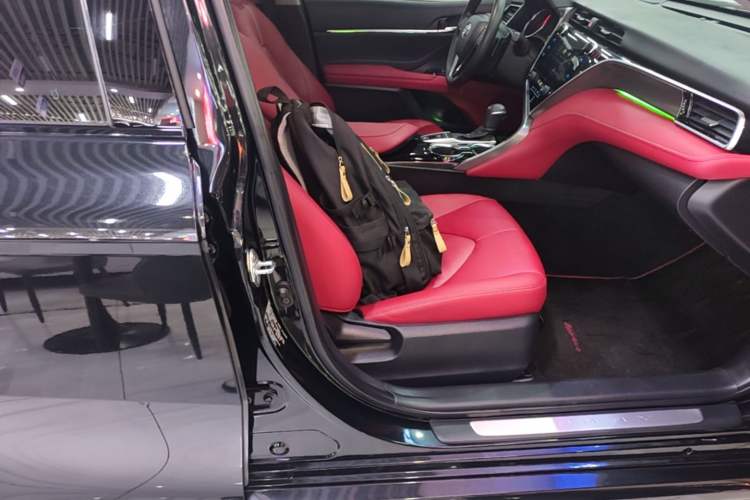 Used Toyota Camry 2019 Revised Version 2.5S Fēngshàng Edition Right Front Seat