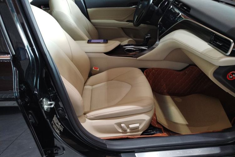 Used Toyota Camry 2019 2.5G Luxury Edition China VI Standard Right Front Seat