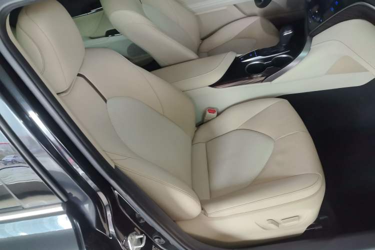 Used Toyota Camry 2019 2.5G Luxury Edition China VI Standard Right Front Seat