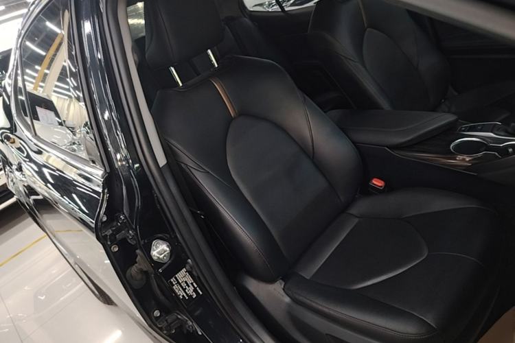 Used Toyota Camry 2019 Revised Version 2.0G Luxury Edition Right Front Seat