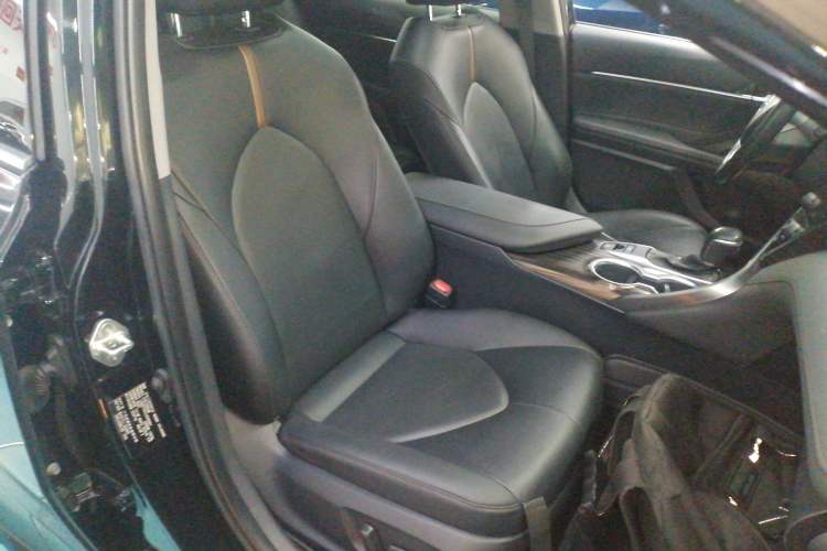 Used Toyota Camry 2019 Revised Version 2.0G Luxury Edition Right Front Seat