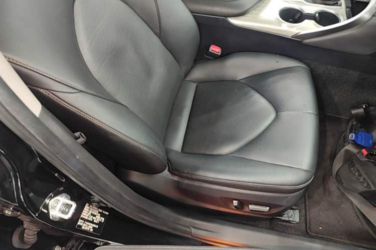 Used Toyota Camry 2019 Revised Version Dual-Engine 2.5 HG Luxury Edition Right Front Seat