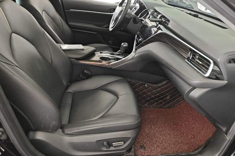 Used Toyota Camry 2019 2.0G Luxury Edition China VI Standard Right Front Seat