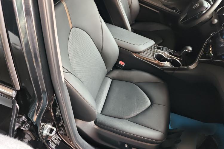 Used Toyota Camry 2019 2.5G Luxury Edition China V Standard Right Front Seat