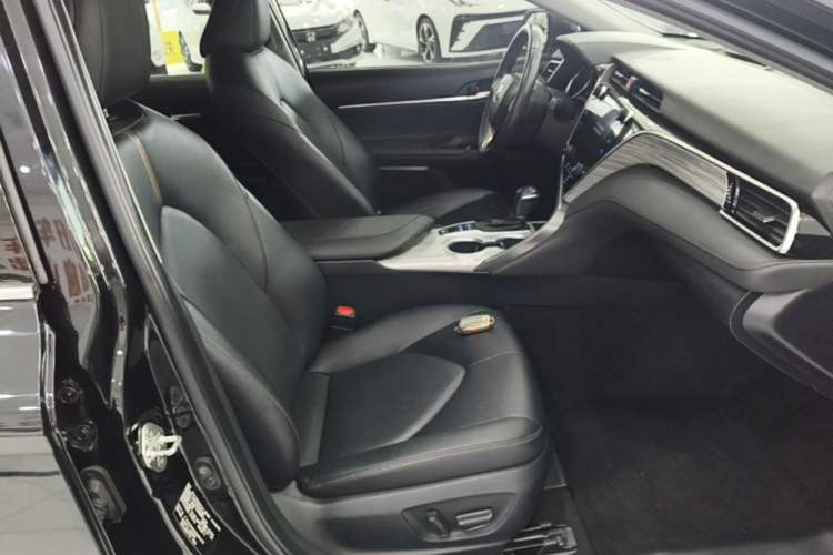 Used Toyota Camry 2019 Revised Version Dual-Engine 2.5 HG Luxury Edition Right Front Seat