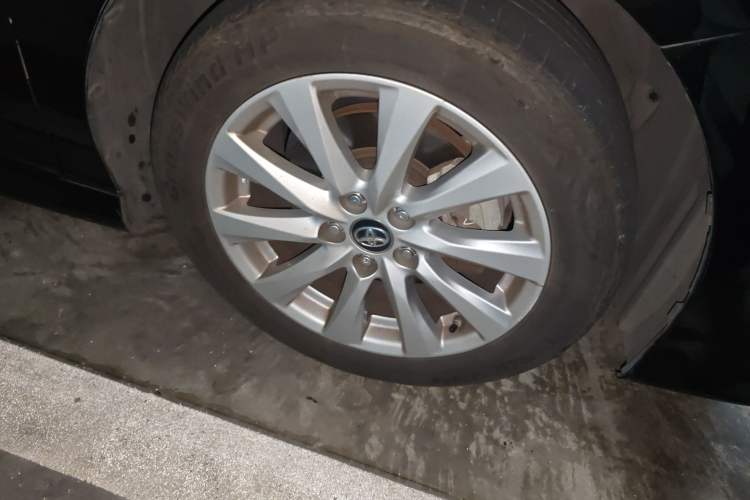 Used Toyota Camry 2019 2.0G Luxury Edition China VI Standard Right Front Wheel Hub