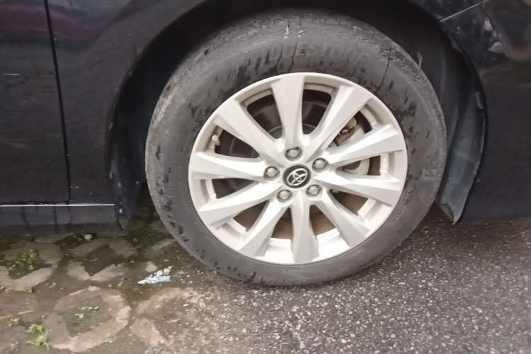 Used Toyota Camry 2019 2.0G Luxury Edition China VI Standard Right Front Wheel Hub