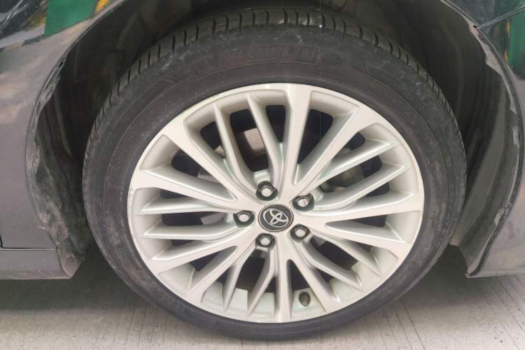 Used Toyota Camry 2019 2.5G Luxury Edition China VI Standard Right Front Wheel Hub