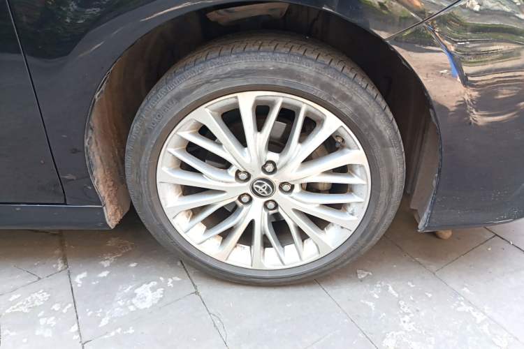 Used Toyota Camry 2019 2.5G Luxury Edition China V Standard Right Front Wheel Hub