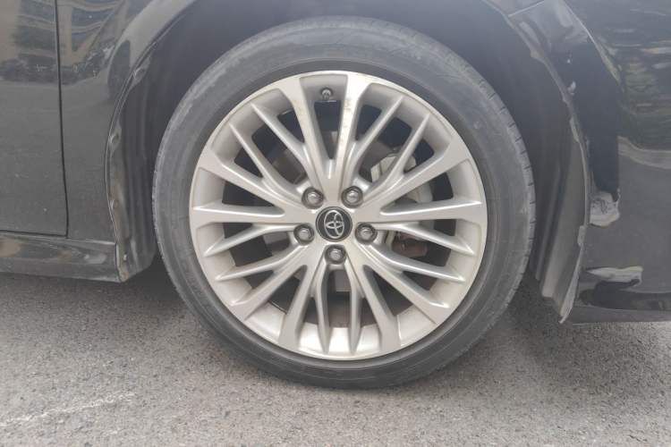 Used Toyota Camry 2019 Revised Version 2.5G Luxury Edition Right Front Wheel Hub