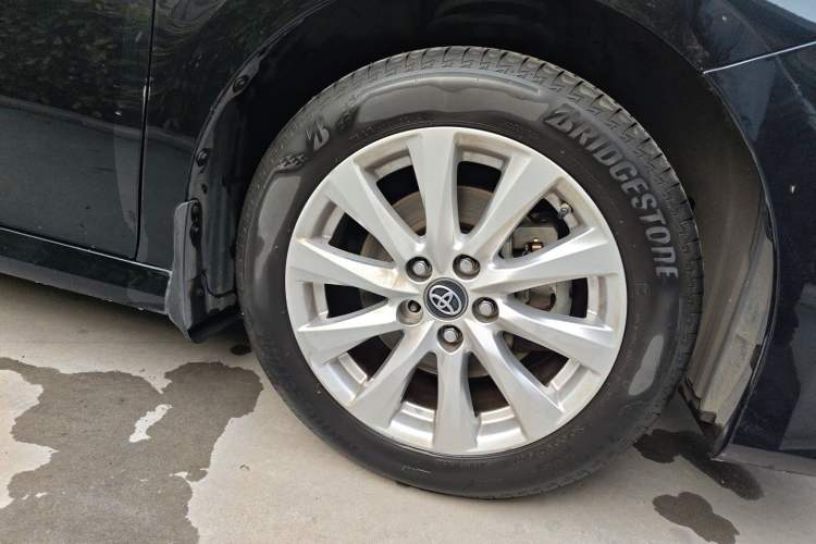 Used Toyota Camry 2019 2.0G Luxury Edition China VI Standard Right Front Wheel Hub