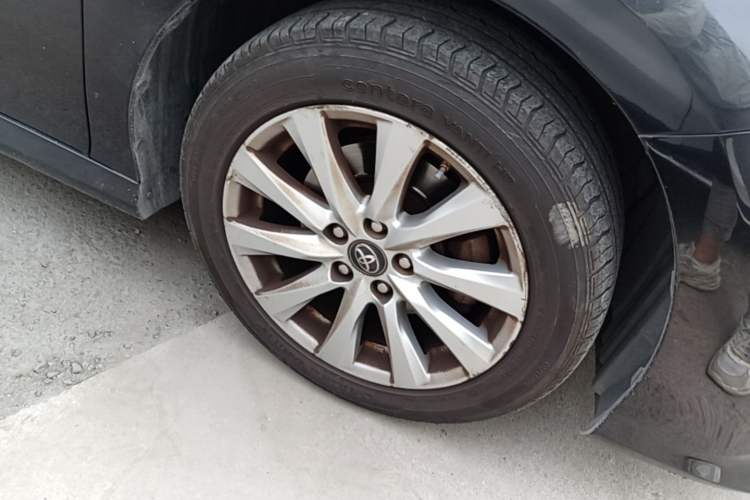 Used Toyota Camry 2019 Revised Version 2.0G Luxury Edition Right Front Wheel Hub