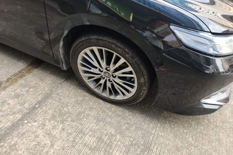 Used Toyota Camry 2019 Dual-Engine 2.5 HG Luxury Edition China V Standard Right Front Wheel Hub