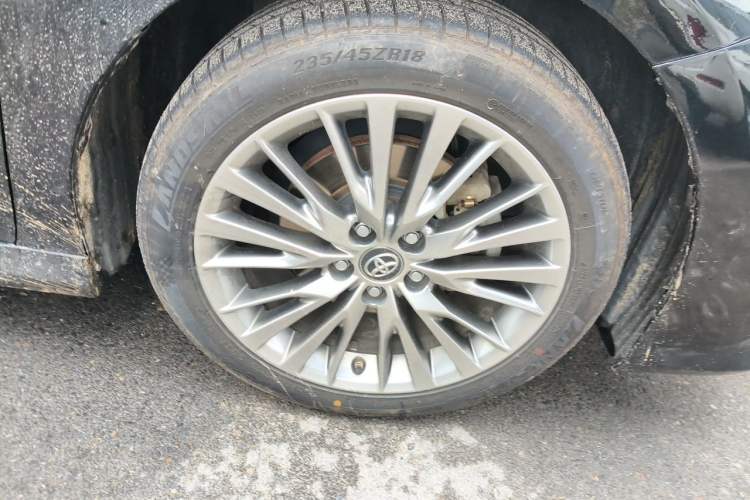 Used Toyota Camry 2019 Revised Version Dual-Engine 2.5 HG Luxury Edition Right Front Wheel Hub