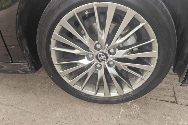 Used Toyota Camry 2019 Dual-Engine 2.5 HG Luxury Edition China VI Standard Right Front Wheel Hub