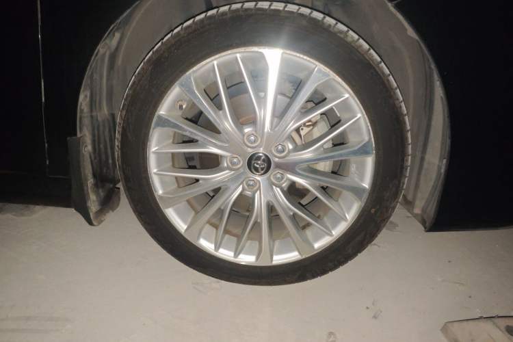 Used Toyota Camry 2019 2.5G Luxury Edition China VI Standard Right Front Wheel Hub