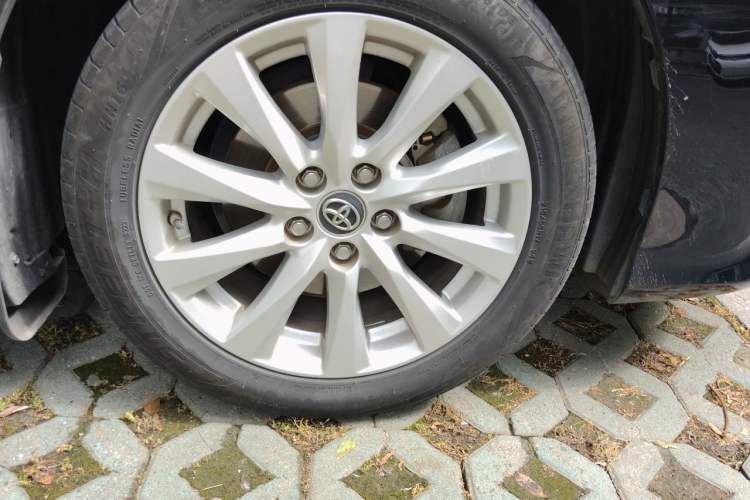Used Toyota Camry 2019 2.0G Luxury Edition China V Standard Right Front Wheel Hub
