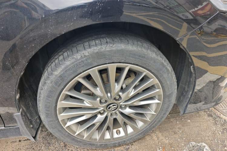 Used Toyota Camry 2019 Dual-Engine 2.5 HG Luxury Edition China VI Standard Right Front Wheel Hub