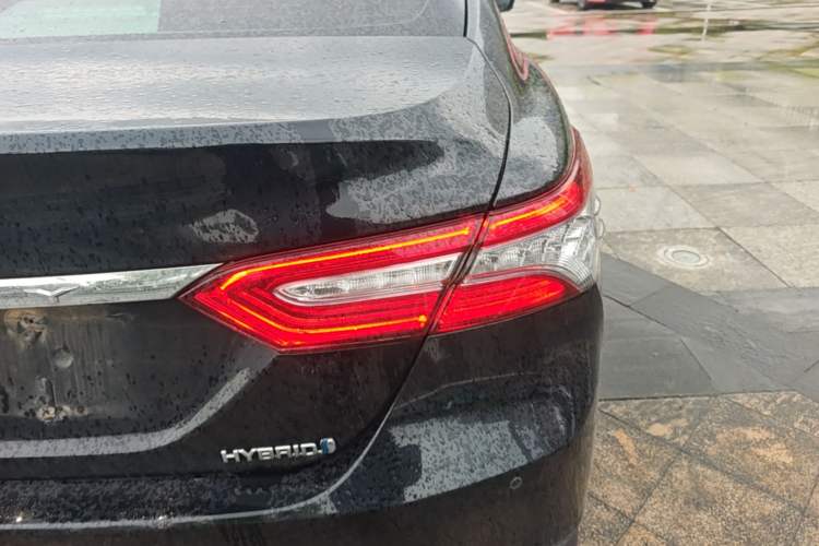 Used Toyota Camry 2019 Dual-Engine 2.5 HG Luxury Edition China V Standard Right Rear Taillight