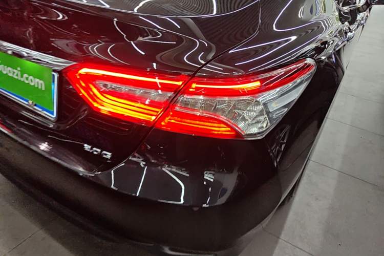 Used Toyota Camry 2019 2.0G Luxury Edition China VI Standard Right Rear Taillight