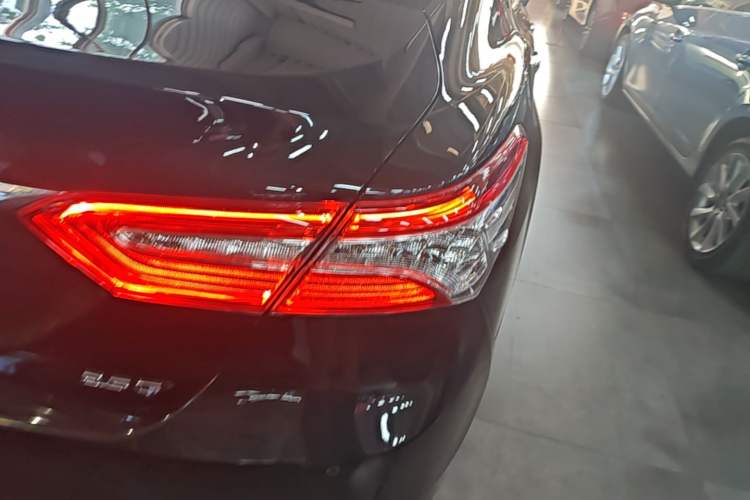 Used Toyota Camry 2019 2.5G Luxury Edition China VI Standard Right Rear Taillight