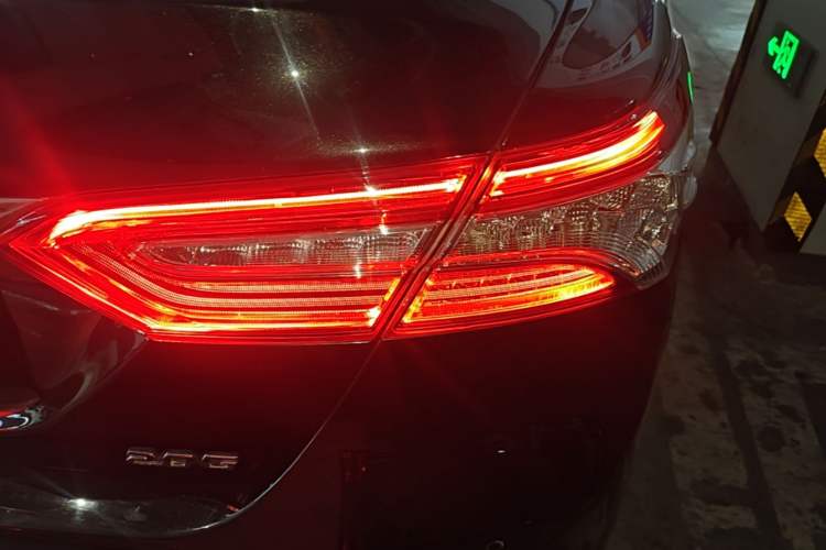 Used Toyota Camry 2019 Revised Version 2.0G Luxury Edition Right Rear Taillight