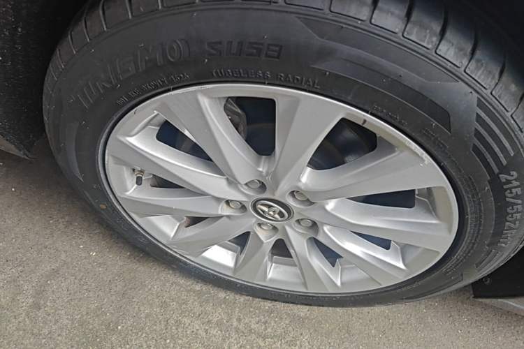 Used Toyota Camry 2019 Revised Version 2.0G Luxury Edition Right Rear Wheel Hub